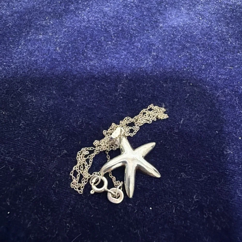 VTG 925 Sterling Silver Starfish Necklace 16